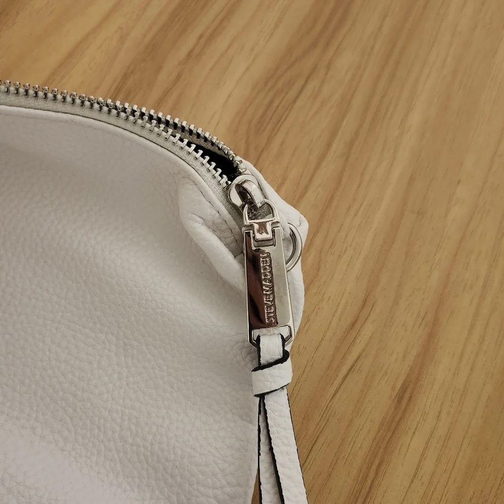 STEVE MADDEN White Textured Pouch Bag